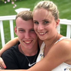 Meet your Posher, Brenna